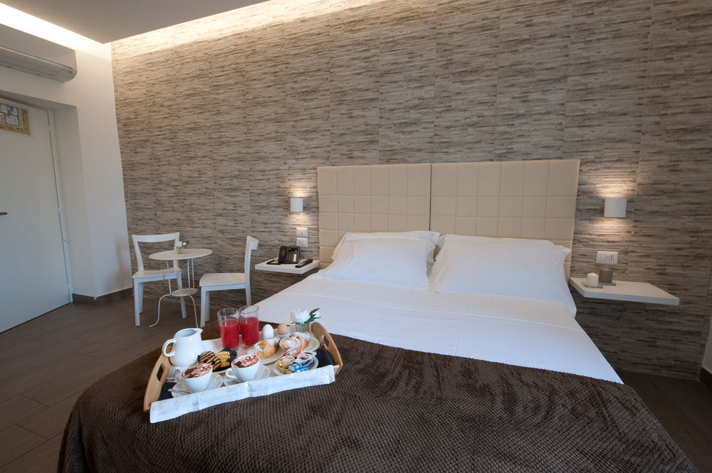 Domus Castroni Pompeo Magno Bed & Breakfast Rome Luaran gambar